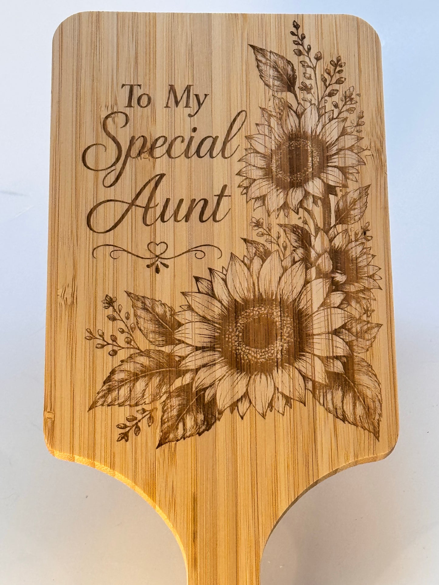 Favorite Aunt Cutting Board