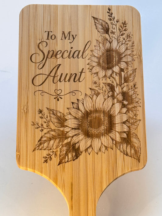 Favorite Aunt Cutting Board